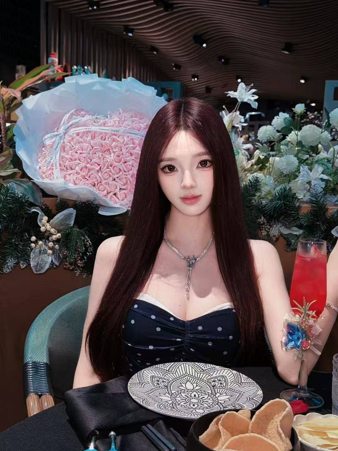 Gigi Gallery